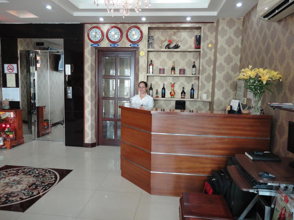 Yen Trang Khách sạn 2*